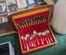 silver plated cutlery