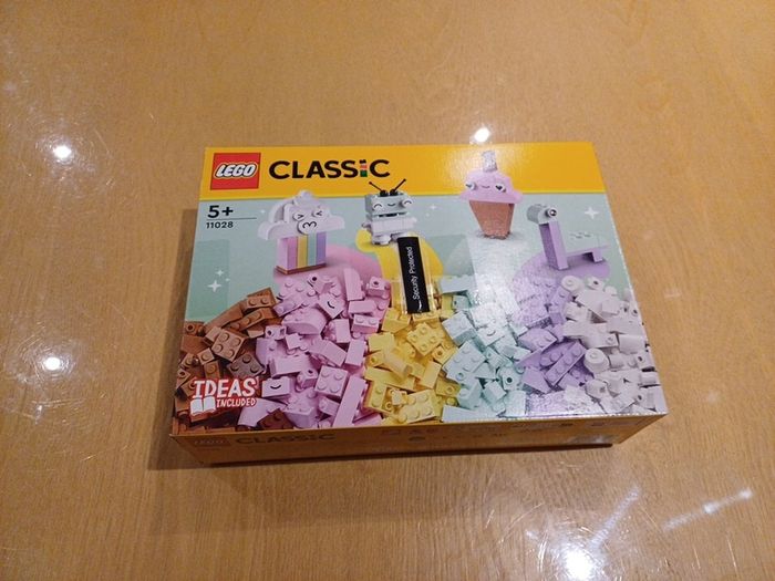 Lego Classic Bricks- Pastel