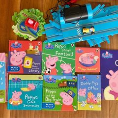 Peppa Pig Bundle of Toy and Book