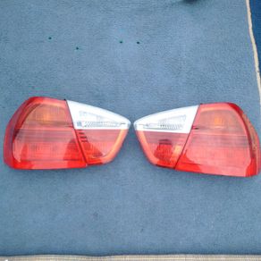 Bmw e90 tail light