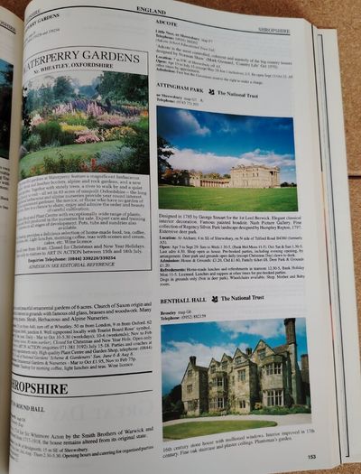 Historic Houses Castles and Gardens 1993 - Great Britain & Ireland (VG Condition)