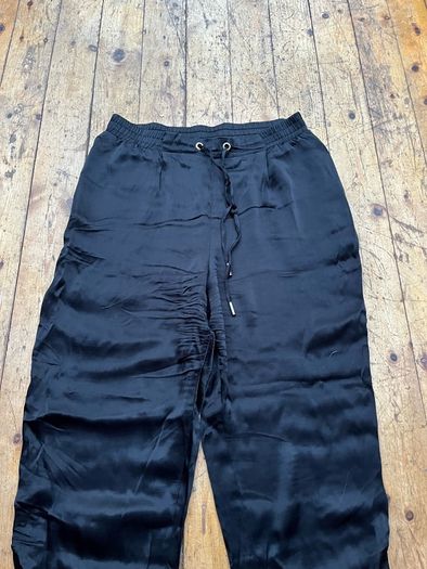 Zara - black loose light trousers