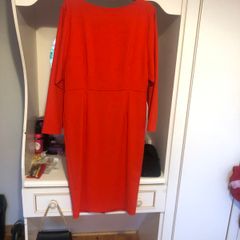 Lennon And Courtney dress