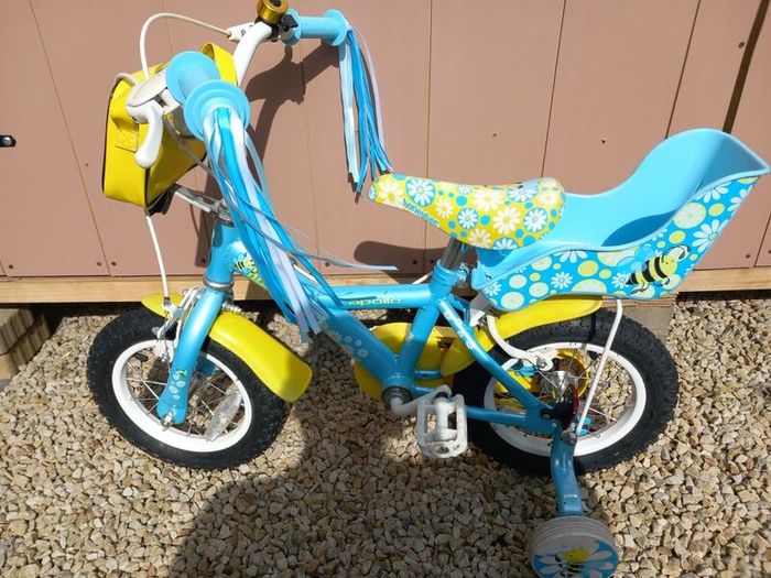 Kids honeybee bike size 12 inch wheels