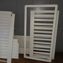 Cot bed