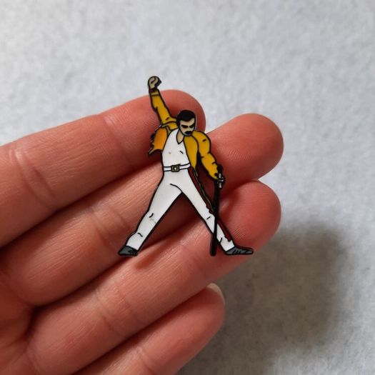 Freddie Mercury Enamel Pin, Queen, Bohemian Rhapsody Lapel Badge Wembley 86