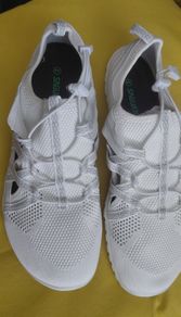 Barefoot size 44 brand new