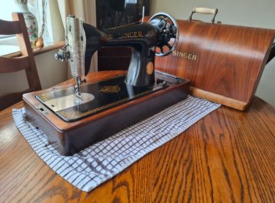 Singer Sewing Machine
