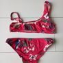 Girls swimsuit Image 4