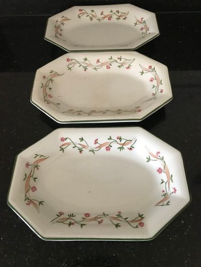Johnson Brothers 'Eternal Beau'
