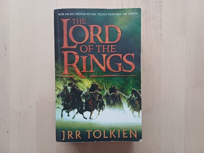The Lord of the Rings One Volume by J.R.R. Tolkien (Vintage Fantasy Paperback 2001)