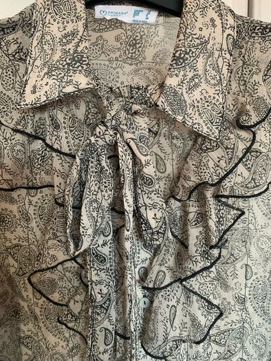 Blouse size 12