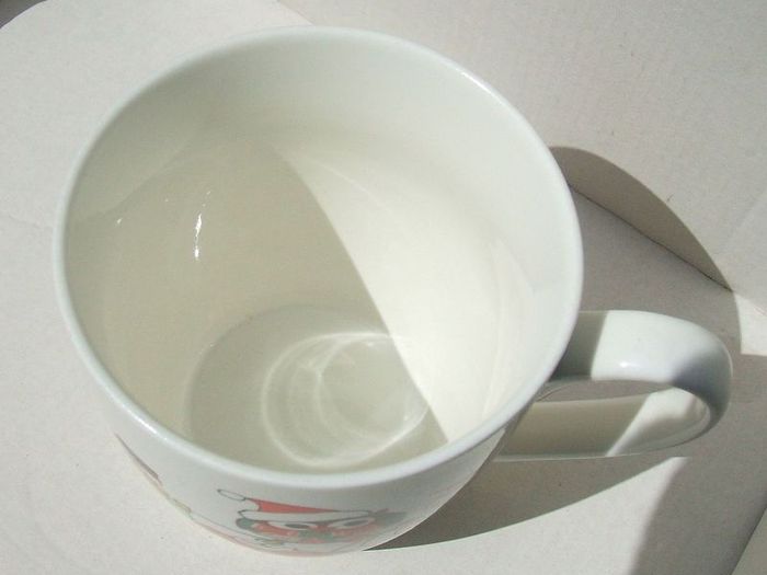 A large Primark Home (Pennys) CHRISTMAS themed porcelain mug (excellent unused condition)