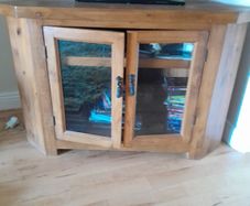 Tv corner  unit