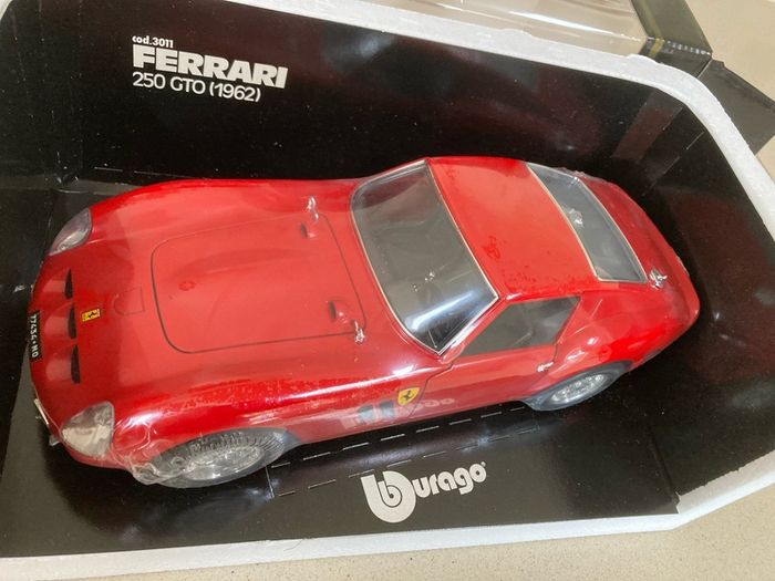 Ferrari 250 GTO Year 1983 USA market Burago 1/18 Extremely rare