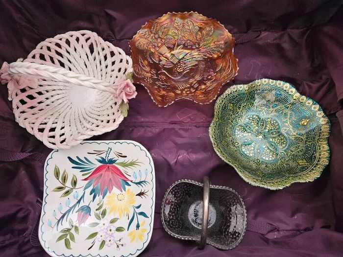 Mixed Lot of Fancy Collectable Dishes