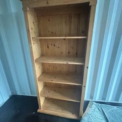 2 solid bookshelves