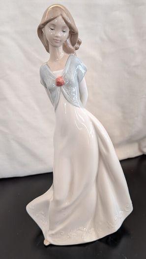 NAO by Lladro 1450, Truly in Love, Vintage Porcelain Ballerina Figurine Spain