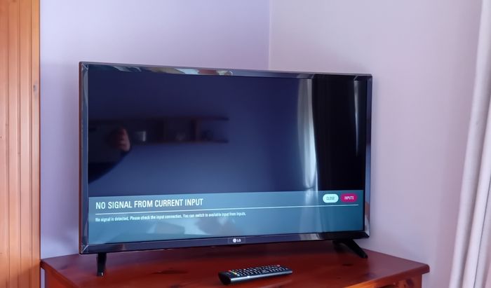 LG 32inch tv....not a Smart tv