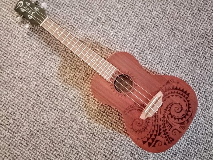 Luna Ukulele