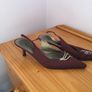 Low wine sling backs Image 2