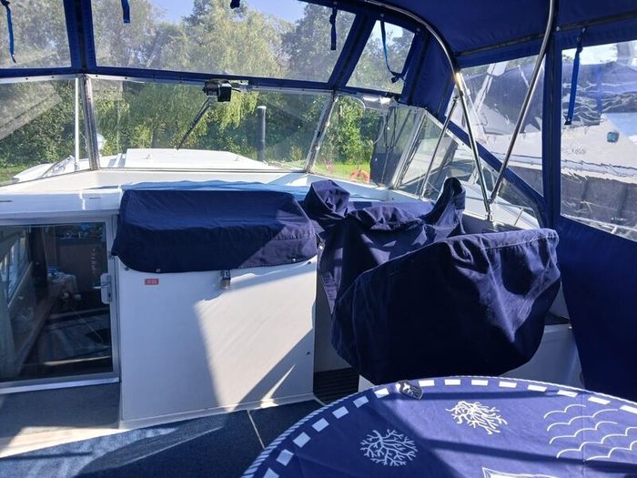 Broom Motor Cruiser
