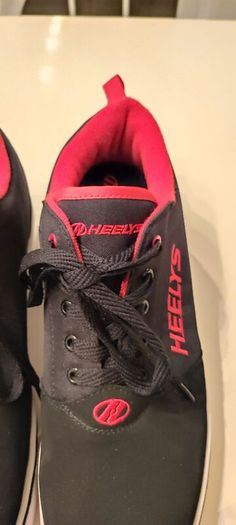 Heelys Pro 20 wheeled shoes - size 43 (UK 9) as new