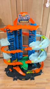 Hot Wheels Ultimate Garage