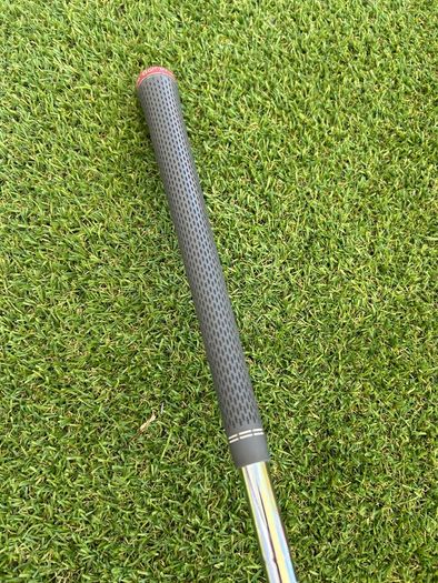 Full set of Taylormade Golf clubs