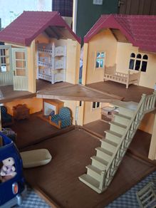 Sylvanian Families House & Cars