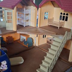 Sylvanian Families House & Cars