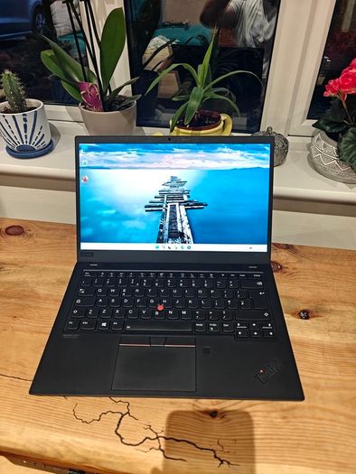 Lenovo X1 Carbon Gen8  Laptop | i7 vPro | 16GB | 256GB | 14" FHD | Win11