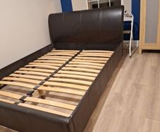 Kingsize bed frame