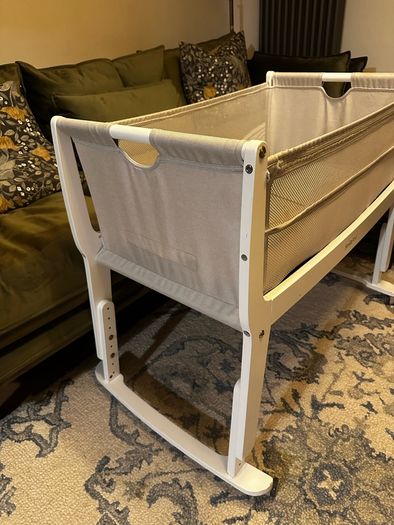 SnuzPod Studio Bedside Crib