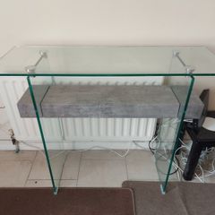 Glass Console Table with concrete Slab Shelf, 100cm Length, 35cm wide and 80cm Tall, in excellent condition