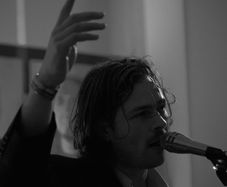 Vocal lessons with experienced coach & professional performer