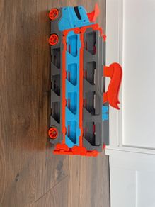 Hot Wheels City Speedway Hauler Playset