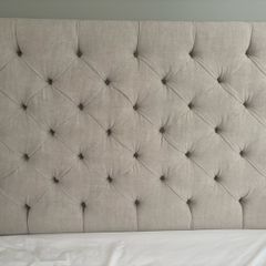 Finline deep button headboard