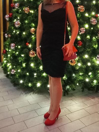 Black dress Size M/L
