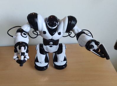 Wowwee Robosapien