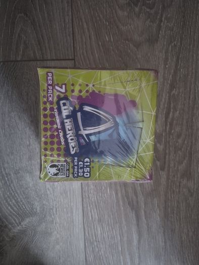 CUL HEROES trading cards