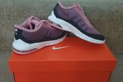 New Baby Nike trainers size 7.5uk
