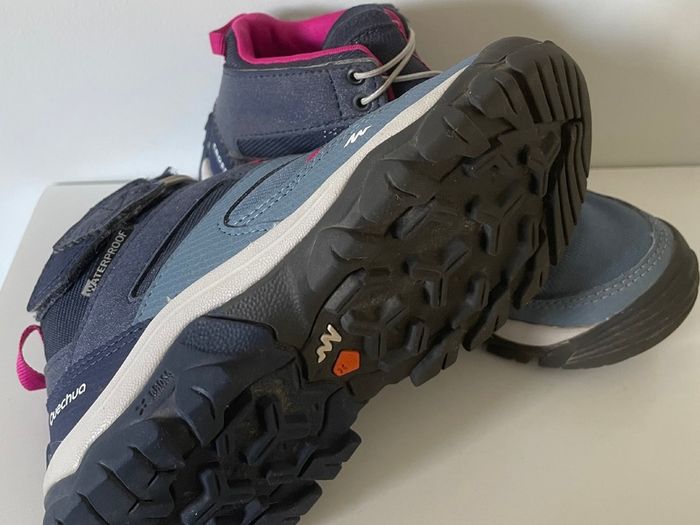 Boys & Girls boots / shoes / Decathlon shoes