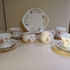 VINTAGE Regal Heritage Tea Set