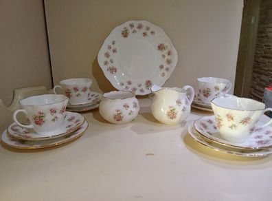 VINTAGE Regal Heritage Tea Set