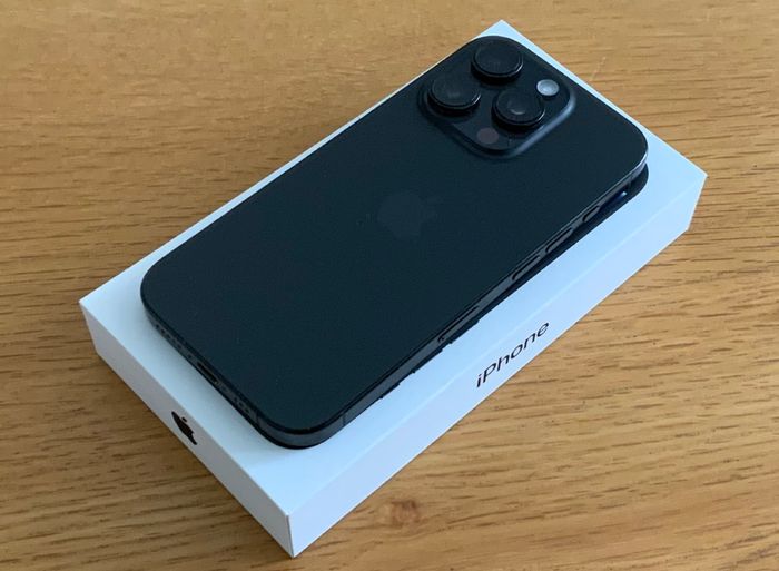 Apple iPhone 16 Pro 512G Black Titanium