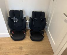 One Cybex Car Seats Isofix compatibl