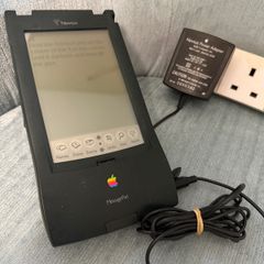 APPLE Newton message pad 110 rare vintage