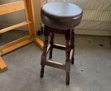 Leather Bar Stool X2