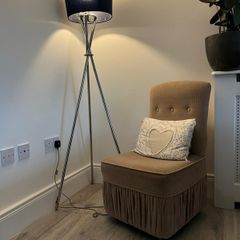 Vintage accent chair